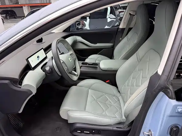 NIO ET5 2022