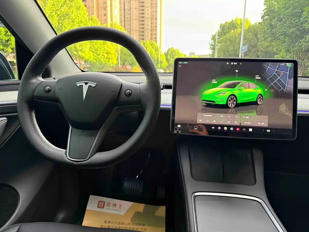 Tesla Model Y 2024 — фото 15