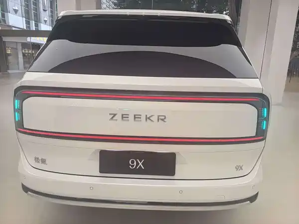 Zeekr 9X 2025