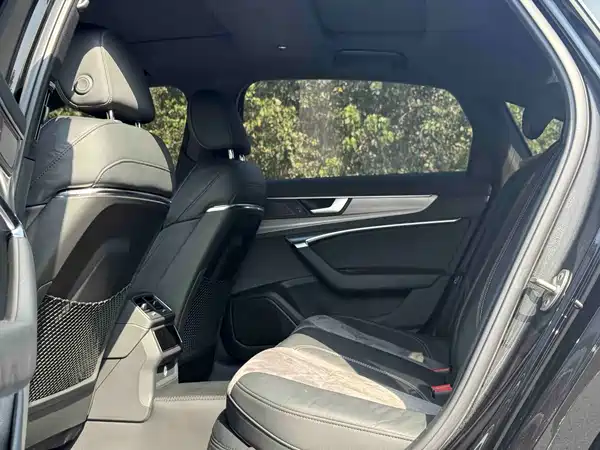 Audi A6L 2020