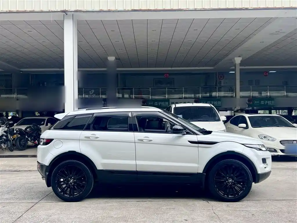 Land Rover Evoque 2014 — фото 8
