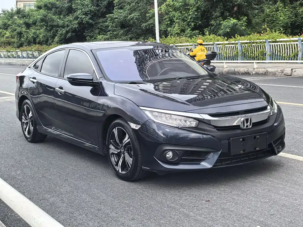 Honda Civic 2016 — фото 3