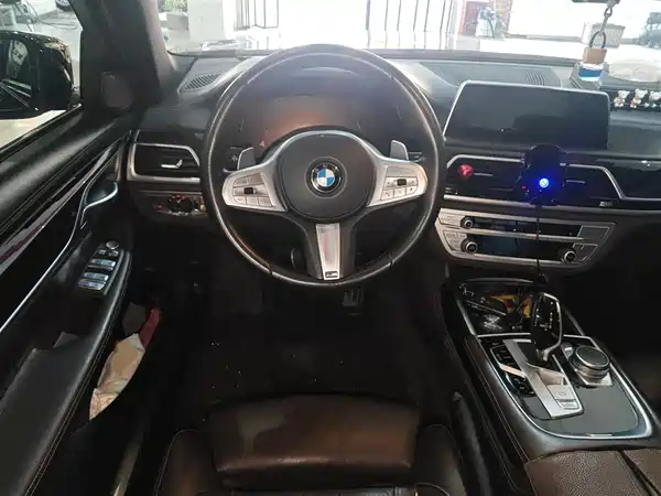 BMW 7 Series 2019