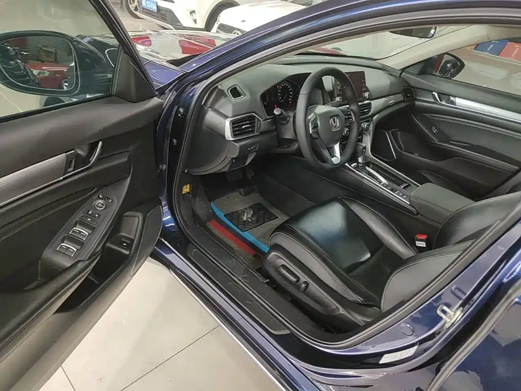 Honda Inspire 2020 — фото 16
