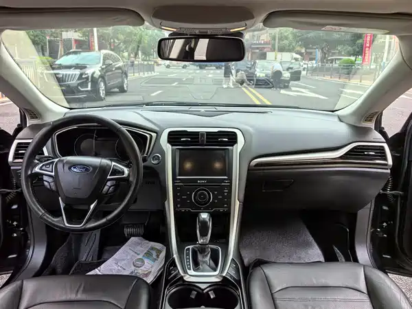 Ford Mondeo 2013