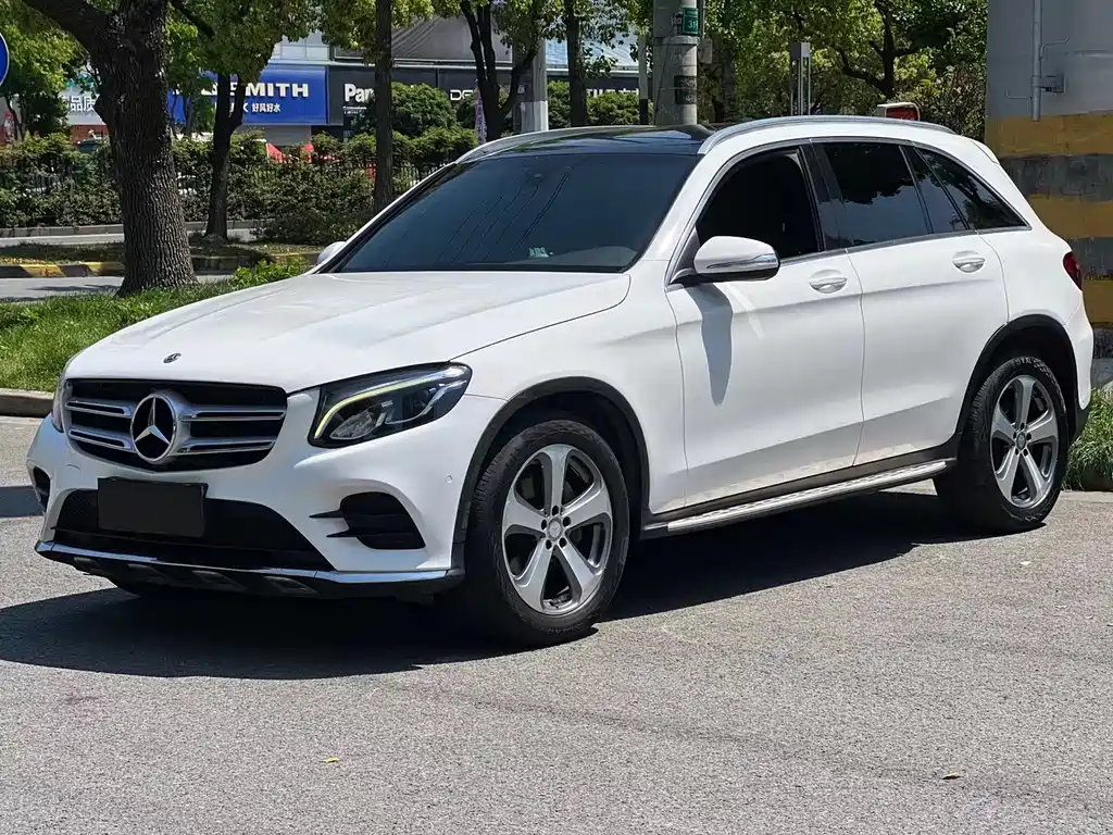 Mercedes-Benz GLC 2017 — фото 1