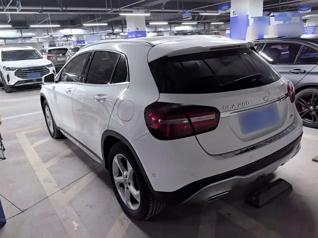Mercedes-Benz GLA 2018 — фото 5