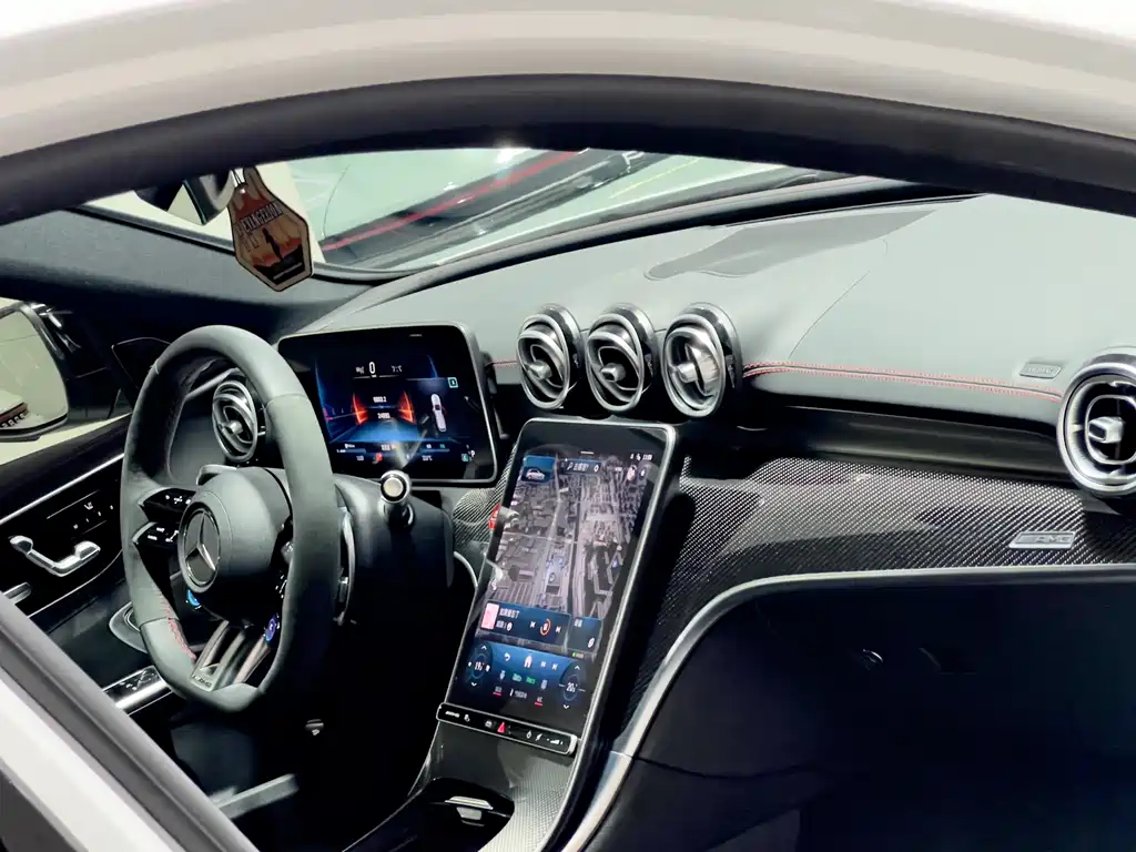 Mercedes-Benz C-Class AMG 2023 — фото 4