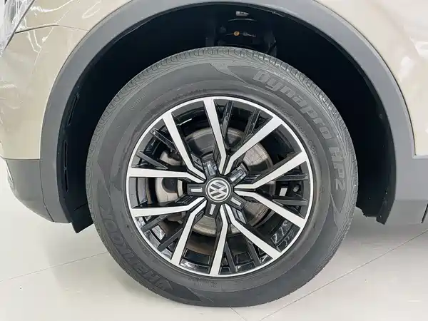 Volkswagen Tiguan L 2017
