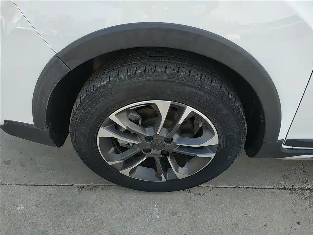Geely Vision X3 2020 — фото 25