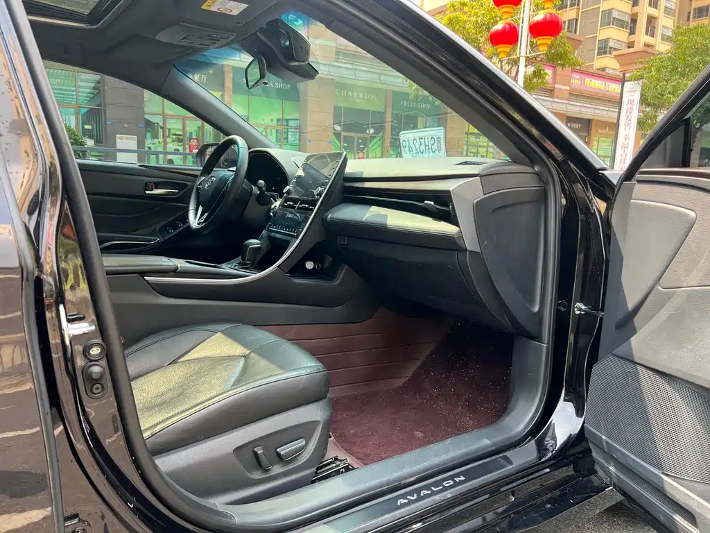 Toyota Avalon 2020 — фото 11