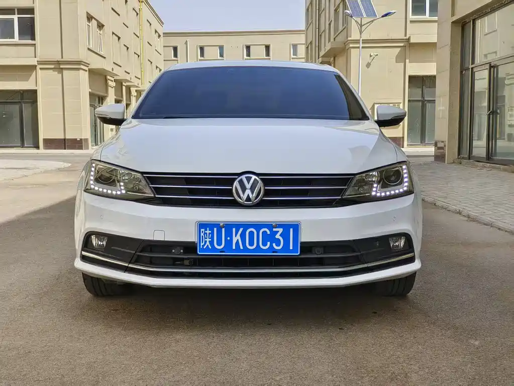 Volkswagen Sagitar 2017 — фото 2