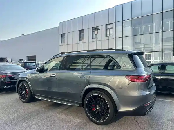 Mercedes-Benz GLS AMG 2024