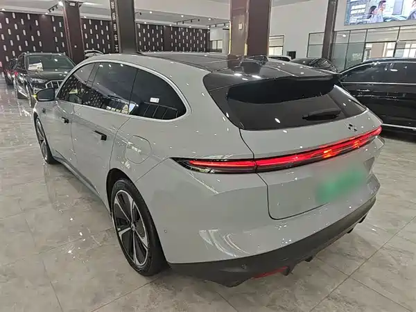 NIO ET5T 2024