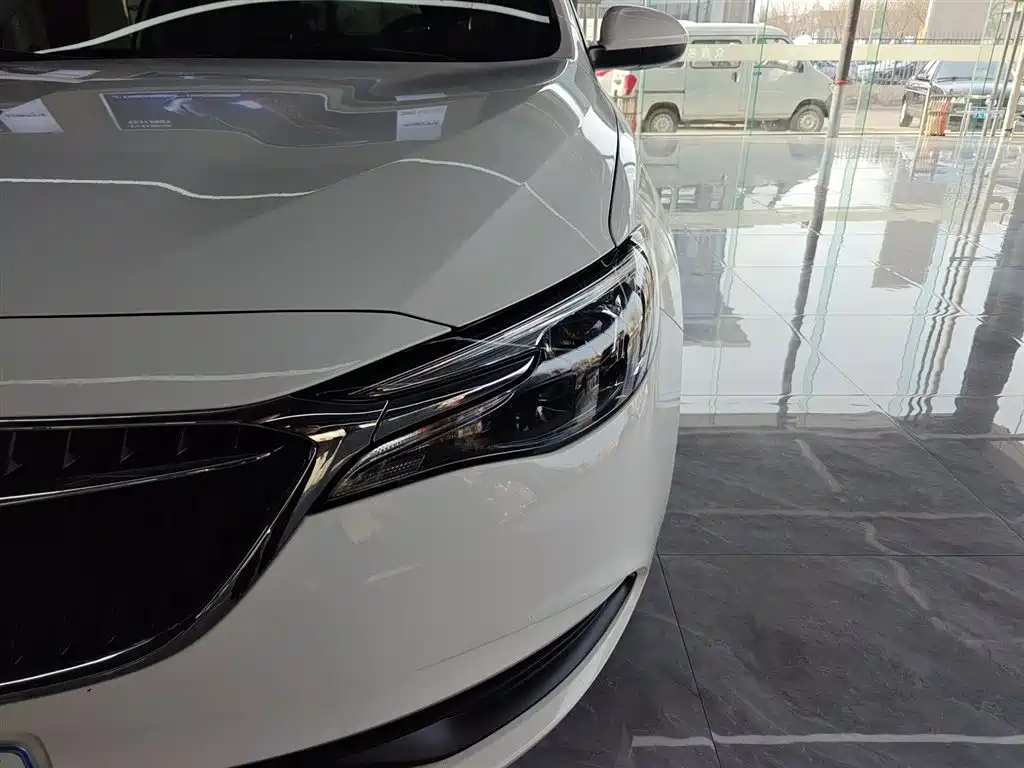 Buick Excelle 2022 — фото 24
