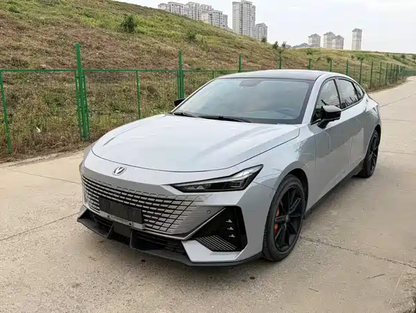 Changan UNI-V 2022