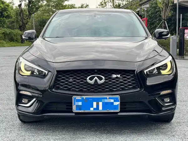 Infiniti Q50L 2018