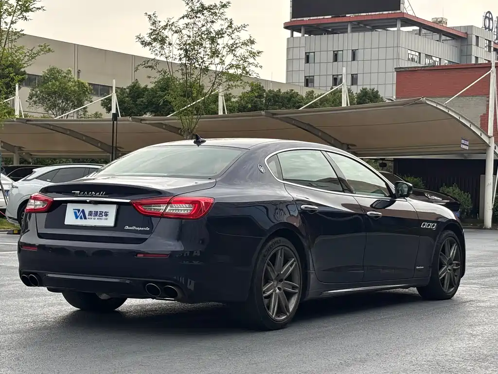 Maserati Quattroporte 2019 — фото 6