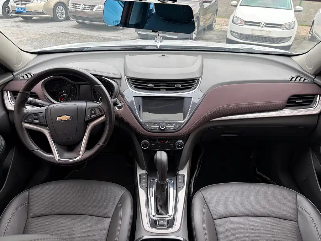 Chevrolet Malibu 2016 — фото 10