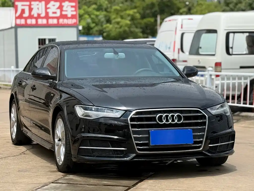 Audi A6L 2018 — фото 1