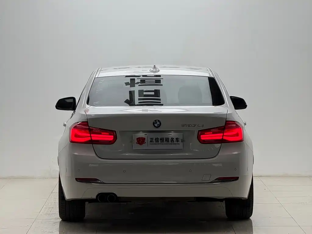 BMW 3 Series 2017 — фото 29