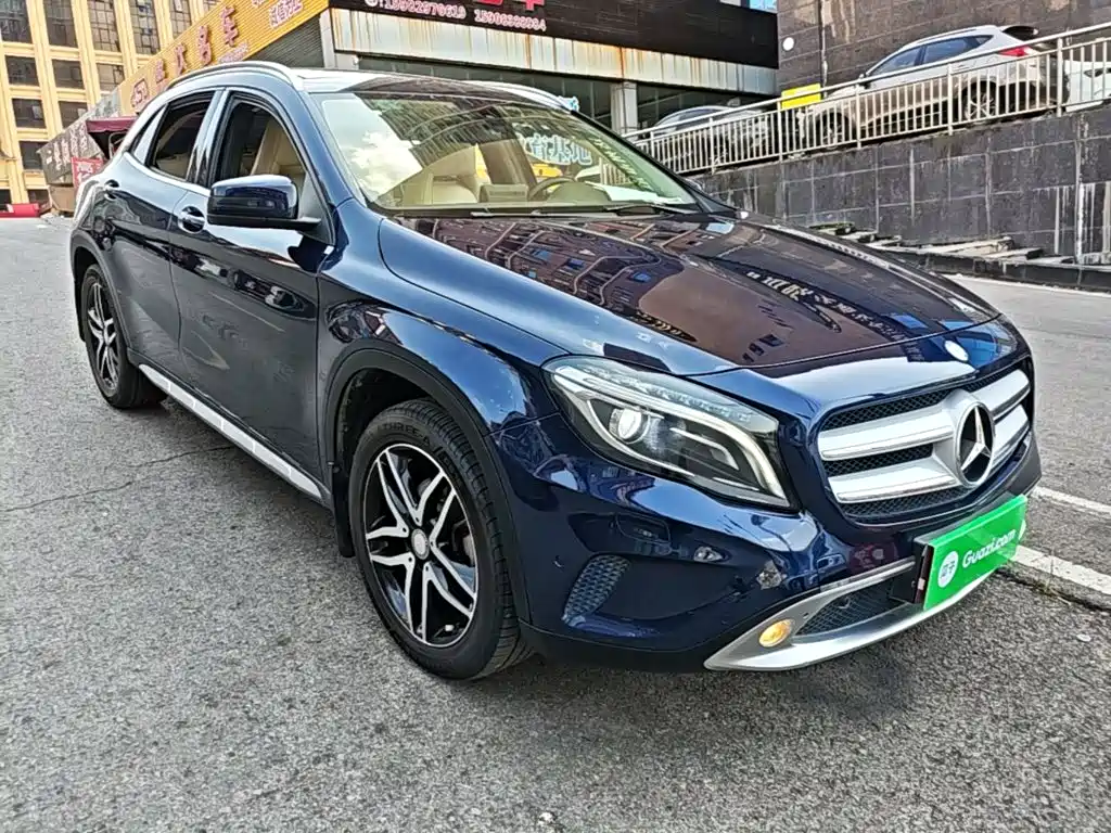 Mercedes-Benz GLA 2016