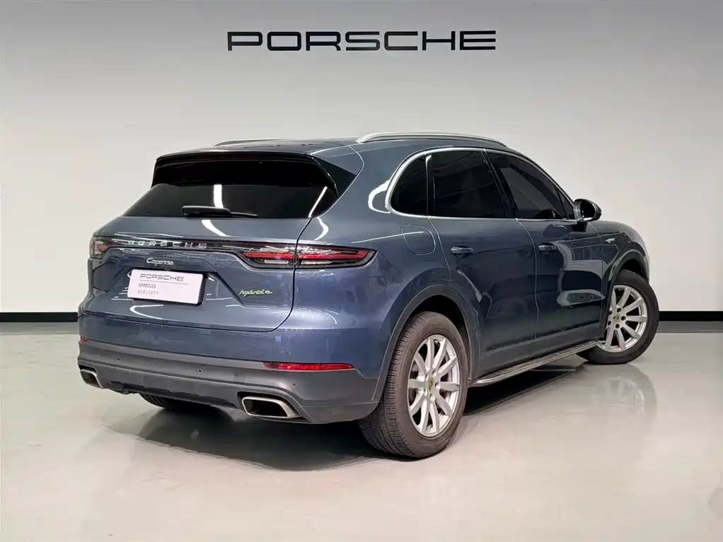 Porsche Cayenne New Energy 2019 — фото 6
