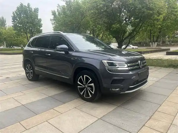 Volkswagen Tharu 2019