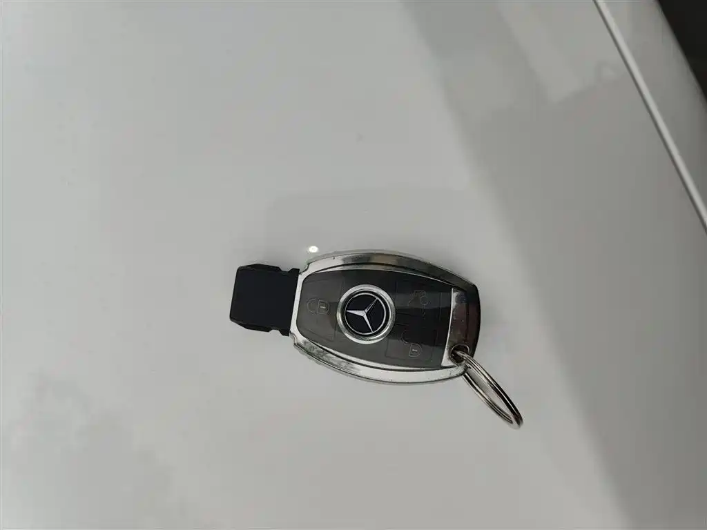 Mercedes-Benz C-Class 2017 — фото 14