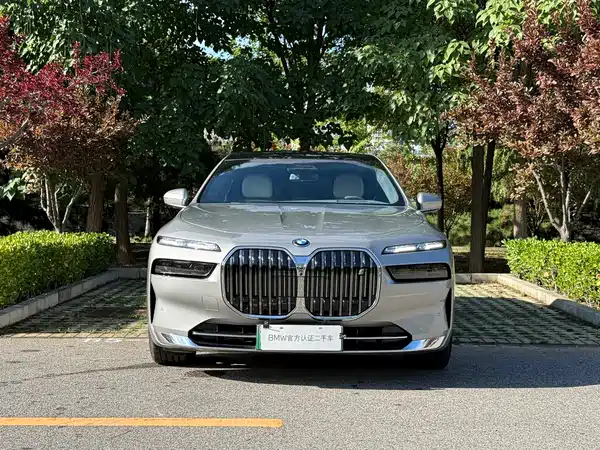 BMW i7 2026