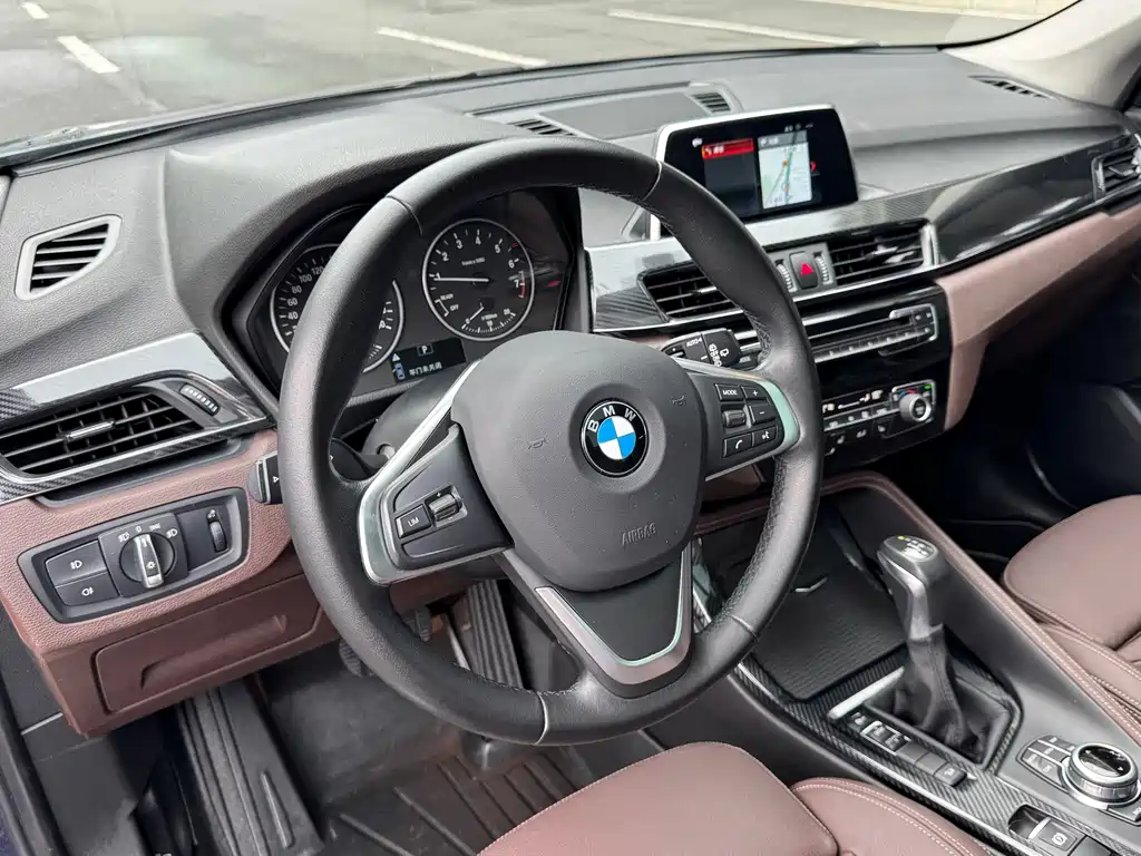 BMW X1 2018 — фото 5