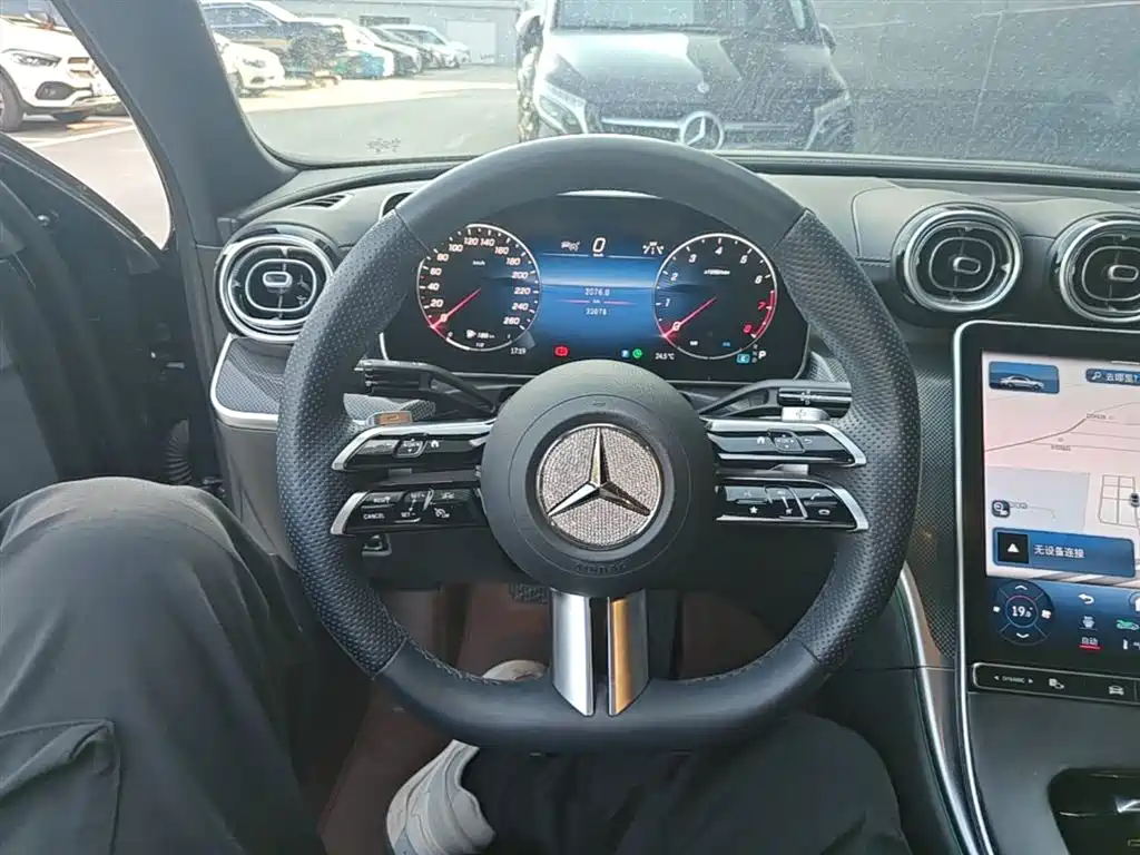 Mercedes-Benz C-Class 2023 — фото 11