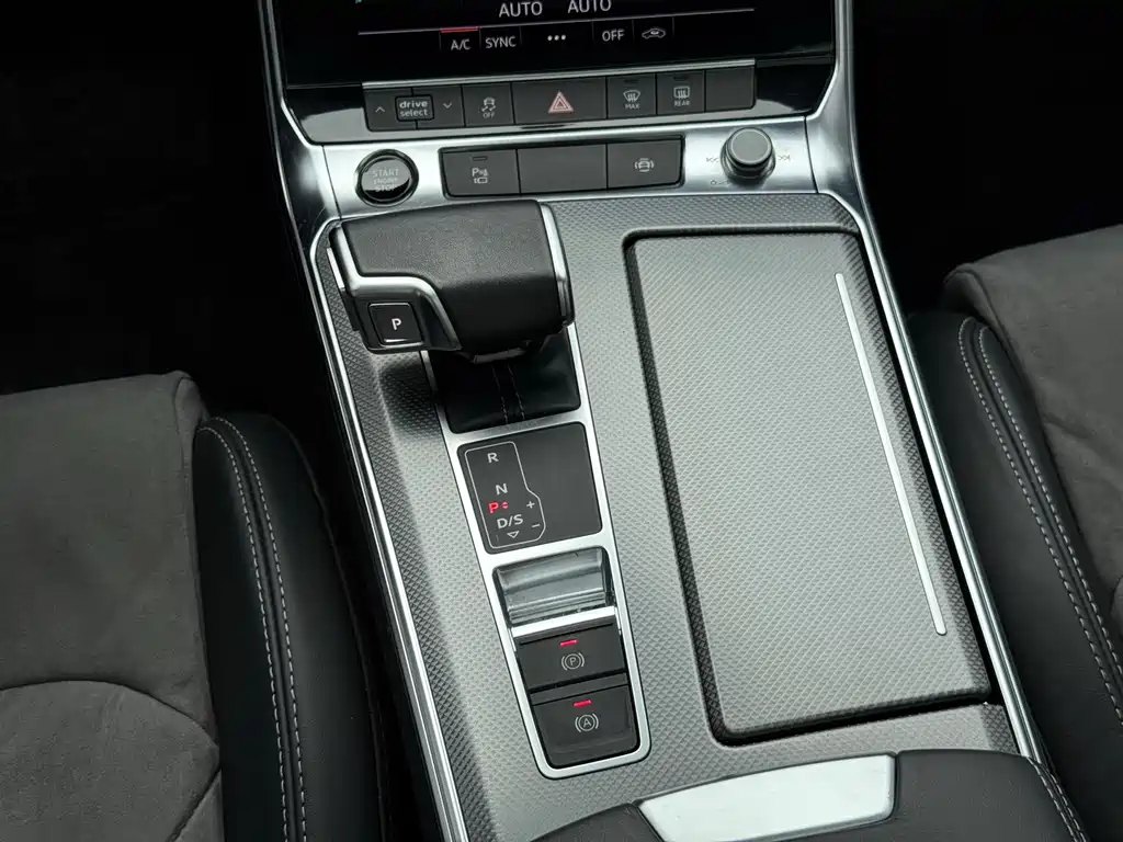 Audi A6L 2021 — фото 22