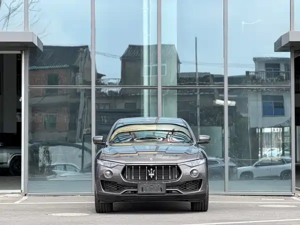Maserati Levante 2021