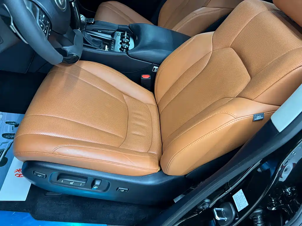 Lexus LX 2017 — фото 15