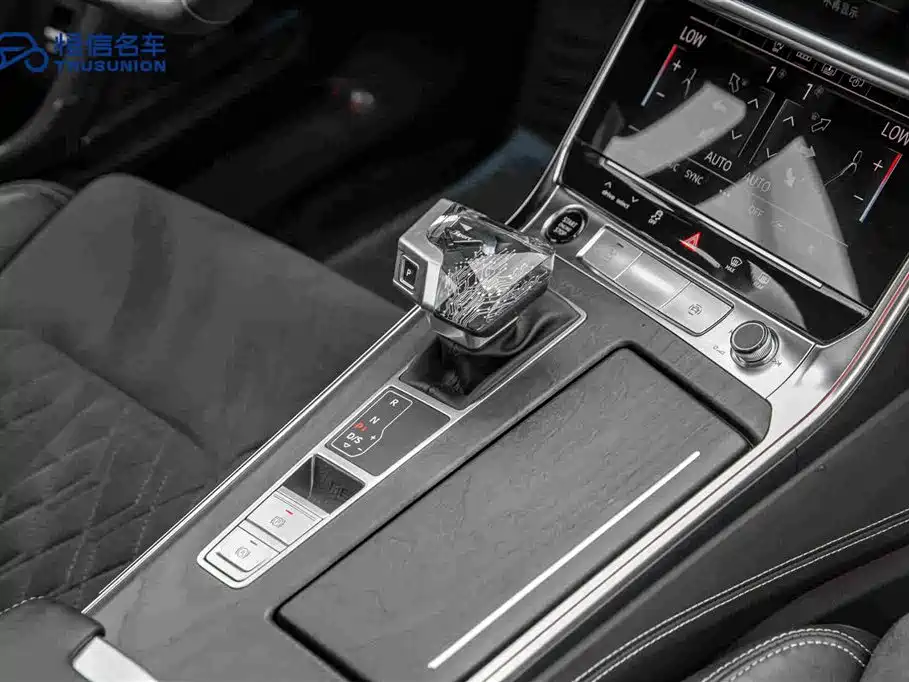 Audi A6L 2023 — фото 19