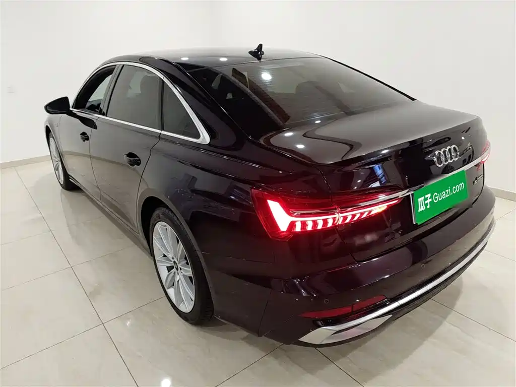 Audi A6L 2025 — фото 23