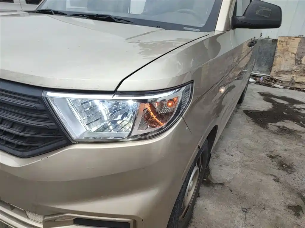 Wuling Hongguang V 2023 — фото 24