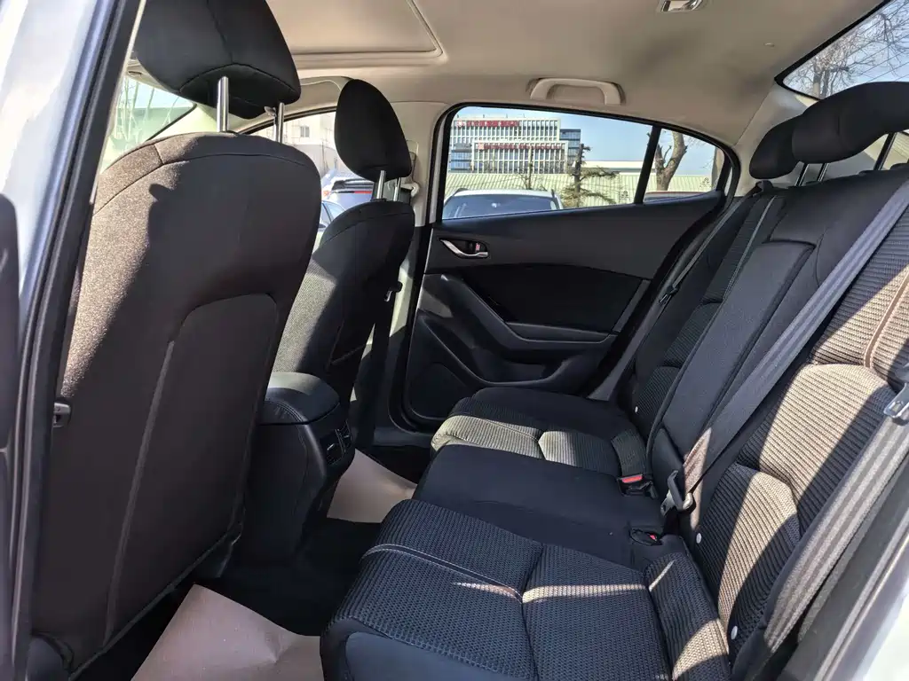 Mazda 3 Axela 2019