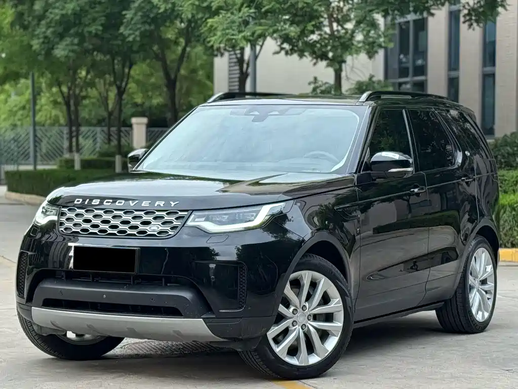 Land Rover Discovery 2024 — фото 1