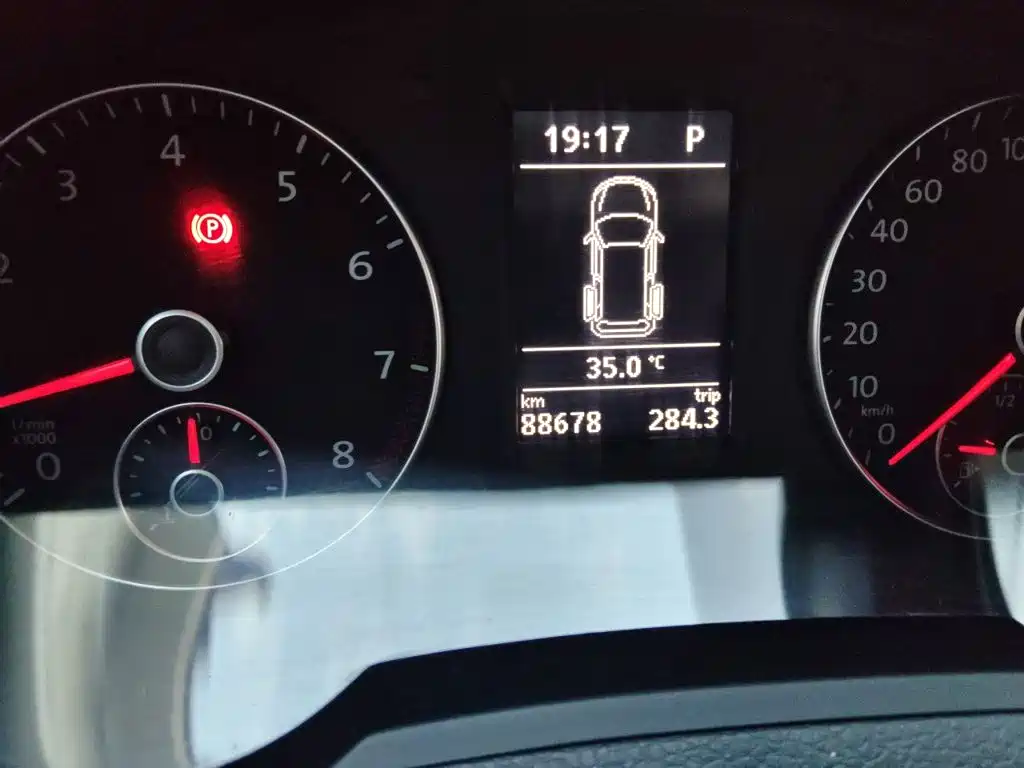 Volkswagen Sharan 2017 — фото 8