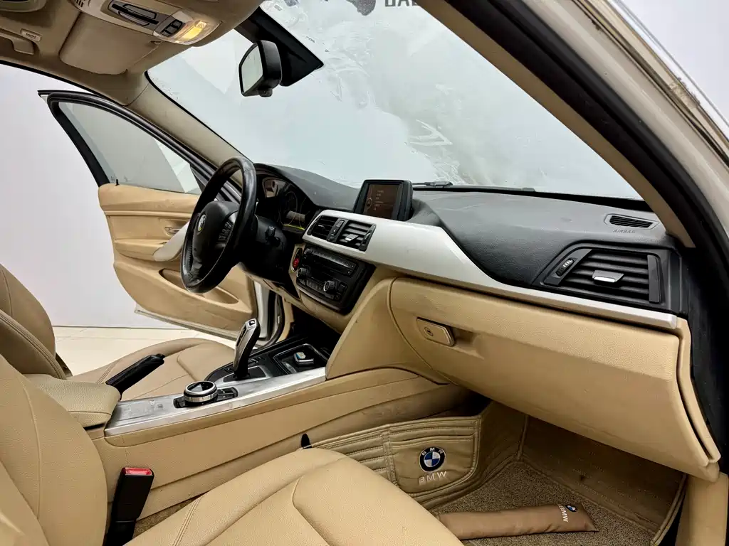 BMW 3 Series 2014 — фото 13