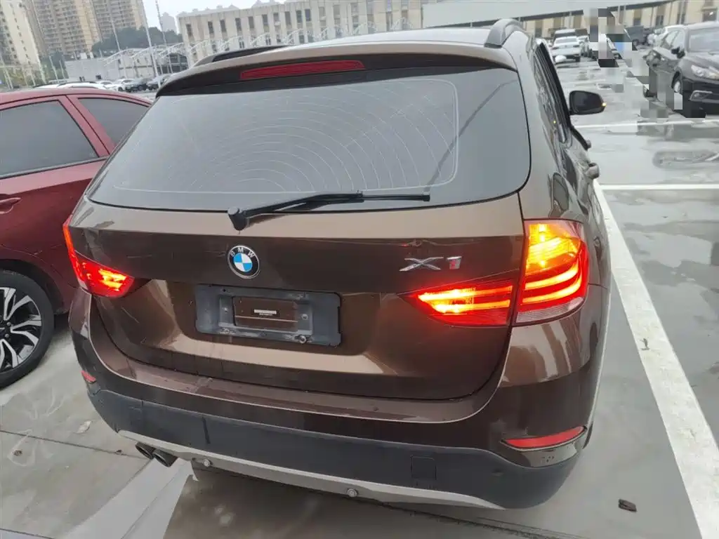 BMW X1 2014 — фото 4