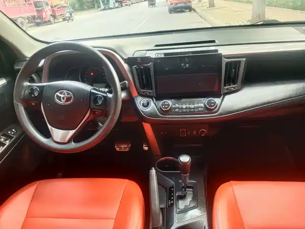 Toyota RAV4 2018