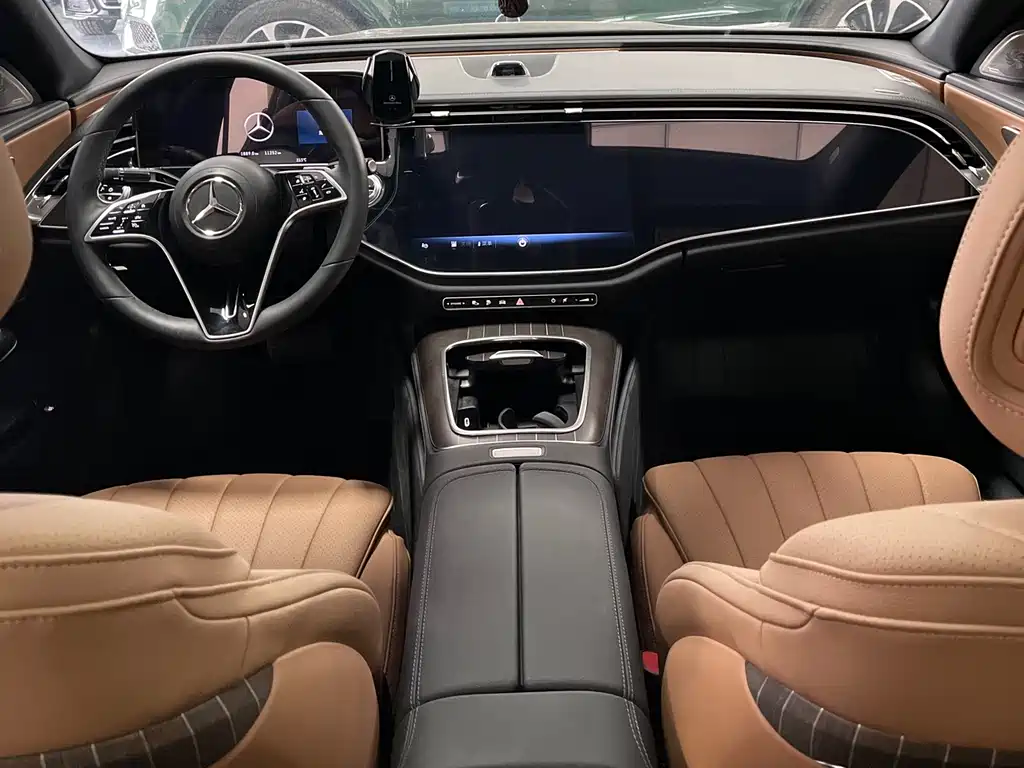 Mercedes-Benz E-Class New Energy 2025 — фото 14