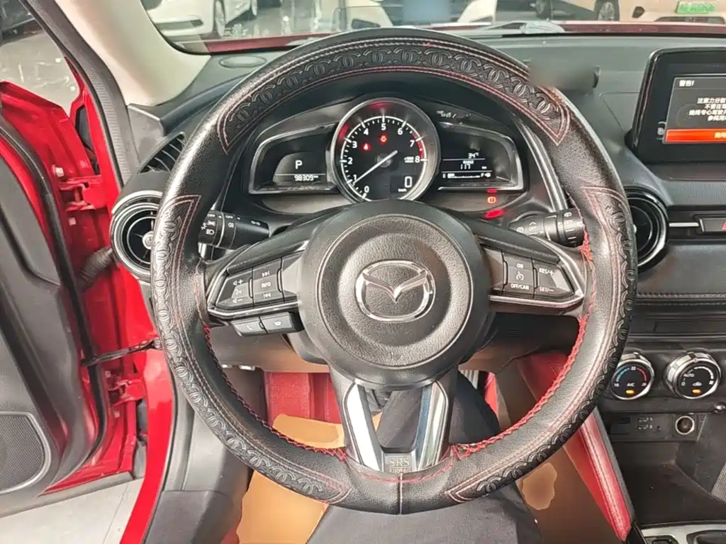 Mazda CX-3 2018 — фото 11