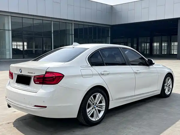 BMW 3 Series 2017