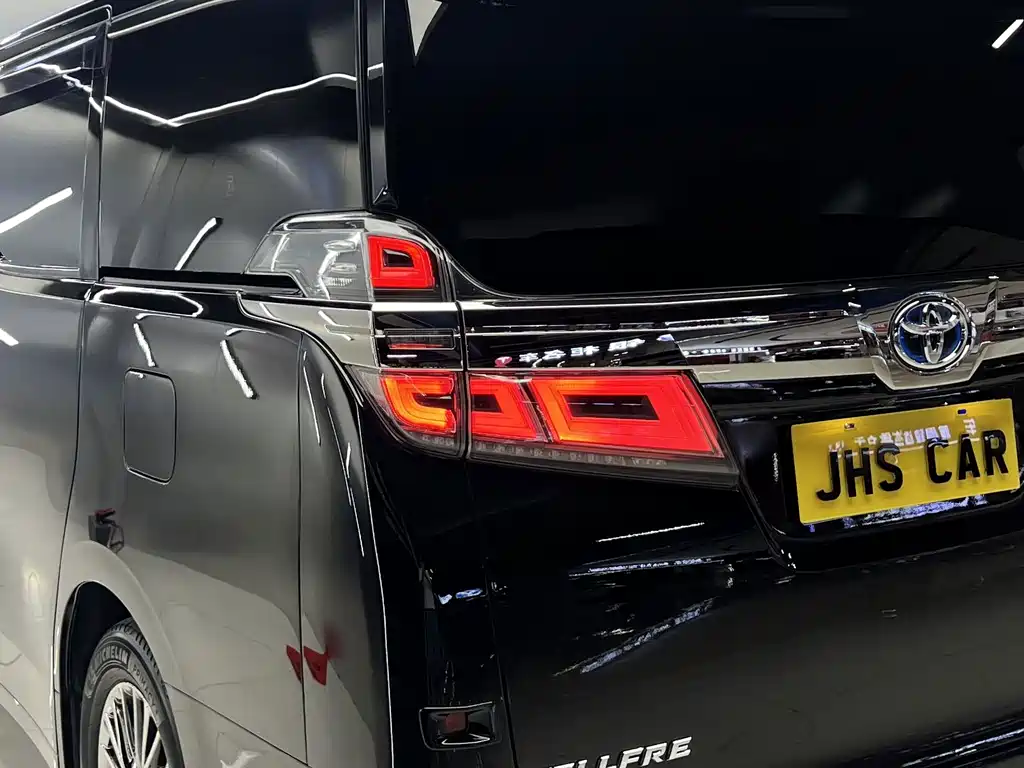 Toyota Vellfire 2020 — фото 39