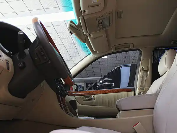 Lexus LS 2005