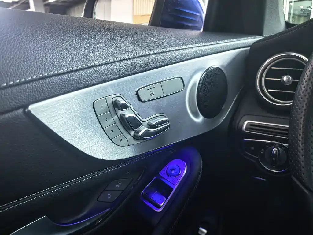 Mercedes-Benz C-Class 2021 — фото 16